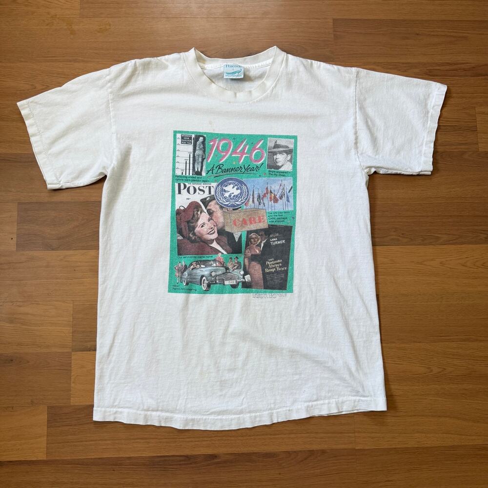 Vintage 90's 1946 "A Banner Year" US Historical Collage White Tee Shirt Sz Large